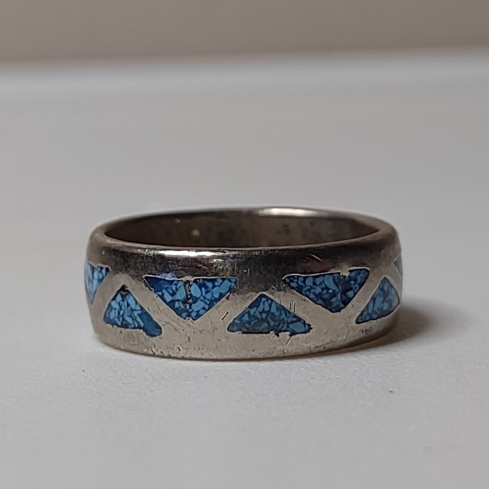 Size 7.75 Ring With Blue Triangles